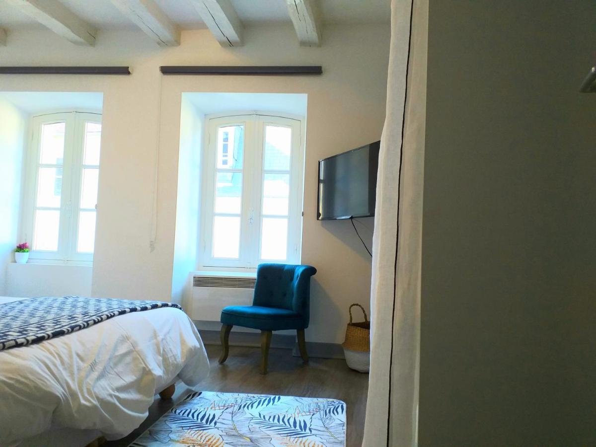 A La Grosse Armee - Dans Hotel Particulier, Hypercentre Avec Garage, Au Calme Bourges Luaran gambar